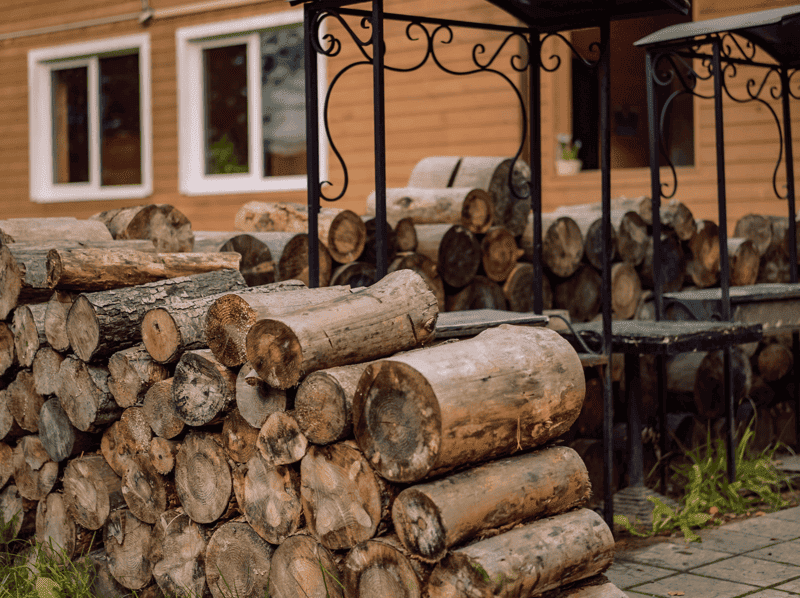 40 hardwood species, along with sawn timber, logs, slabs, plywood, lumber, flooring, decking, veneers, semi-finished timber products, and other.